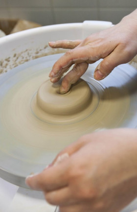 Онлайн - экскурсия «Мастерская керамики:  гончарное мастерство»